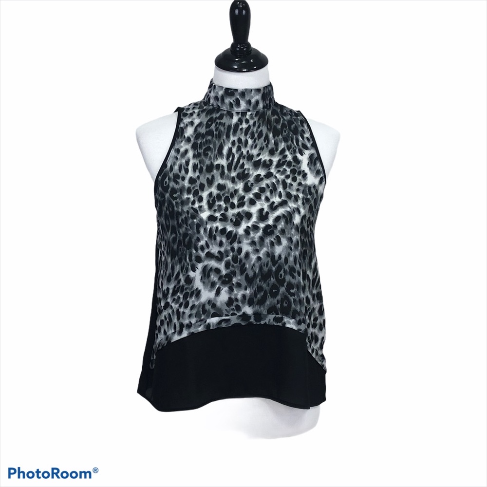 Romeo & Juliet sleeveless high collar black & white animal print blouse